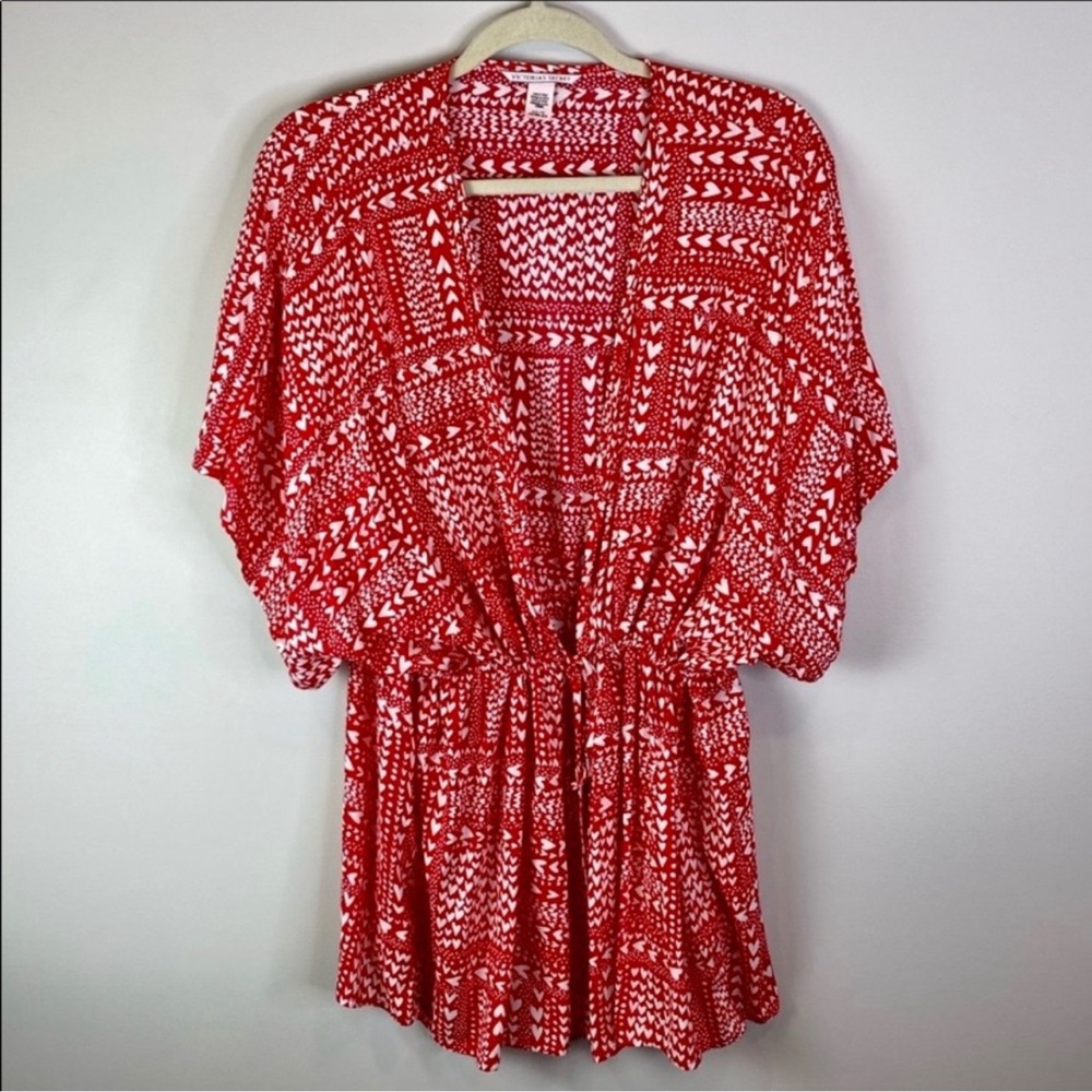 VICTORIA'S SECRET RED & WHITE HEART PRINT KIMONO ROBE - Picture 2 of 9